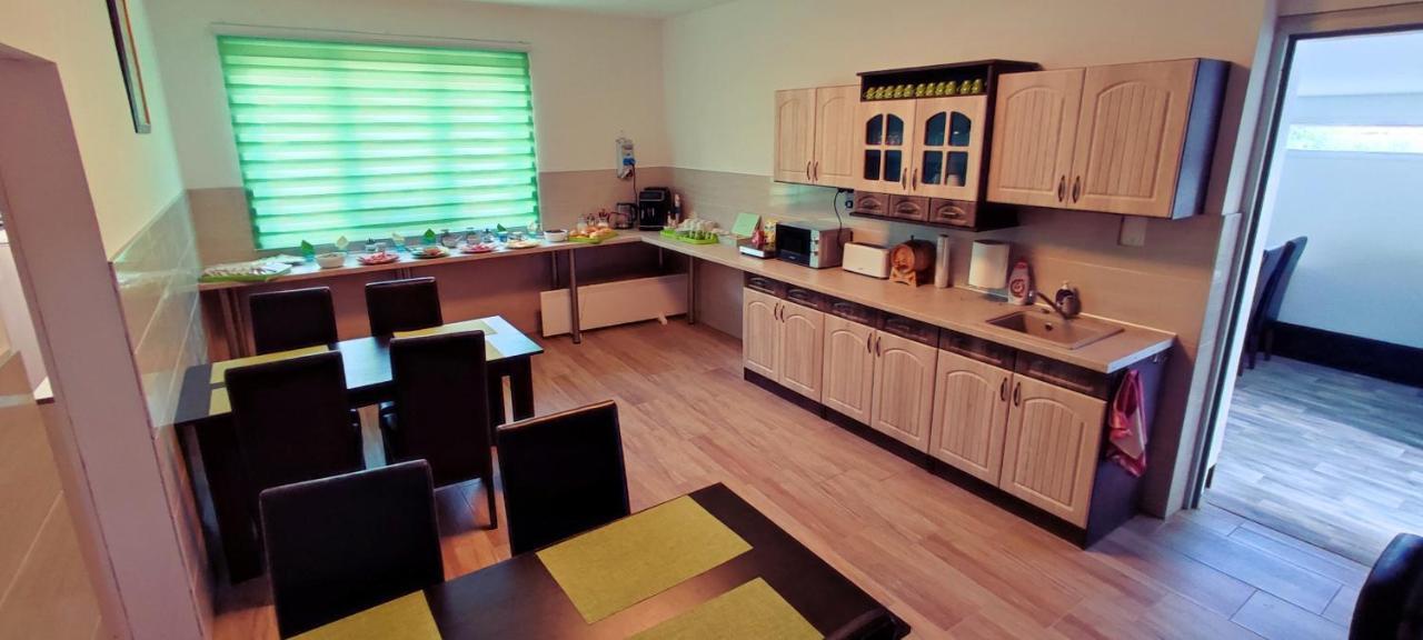 Gyepszel Panzio Tokaj Bed & Breakfast Bagian luar foto